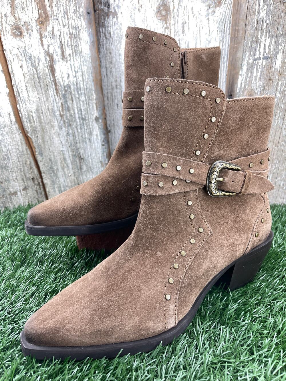 Crown Vintage Kilon Western Bootie Brown Suede Women's 8.5 Wide